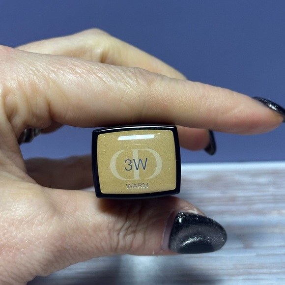 Dior Forever Skin Correct Concealer - 3W - Picture 6 of 6